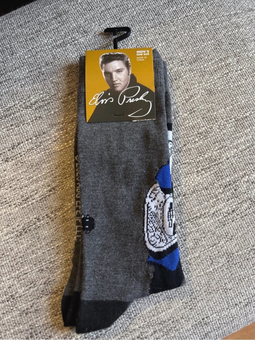 Elvis Presley Men’s Gray Crew Socks with Blue Accent